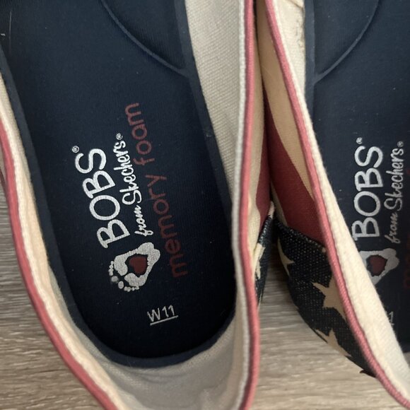 BOBS by Skechers USA American Flag Red White Blue Slip On Casual Flats Womens 11 - Picture 2 of 6